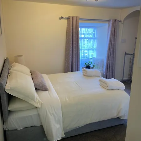 Guest house Fahertys Bar
